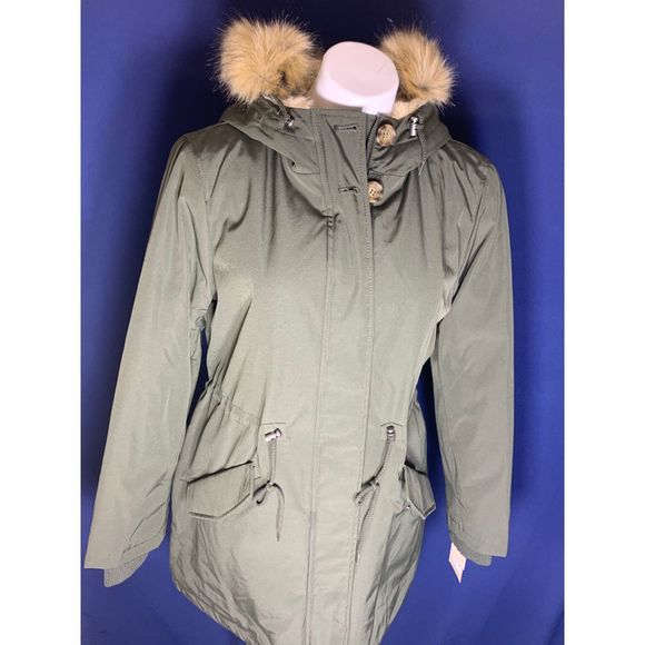 Levi's Arctic Heavyweight  Faux Fur Parka - Picture 8 of 8